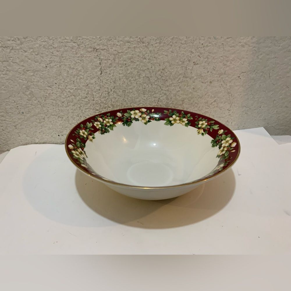 Sakura Spendor Burgundy Side Vegetable Serving Bowl